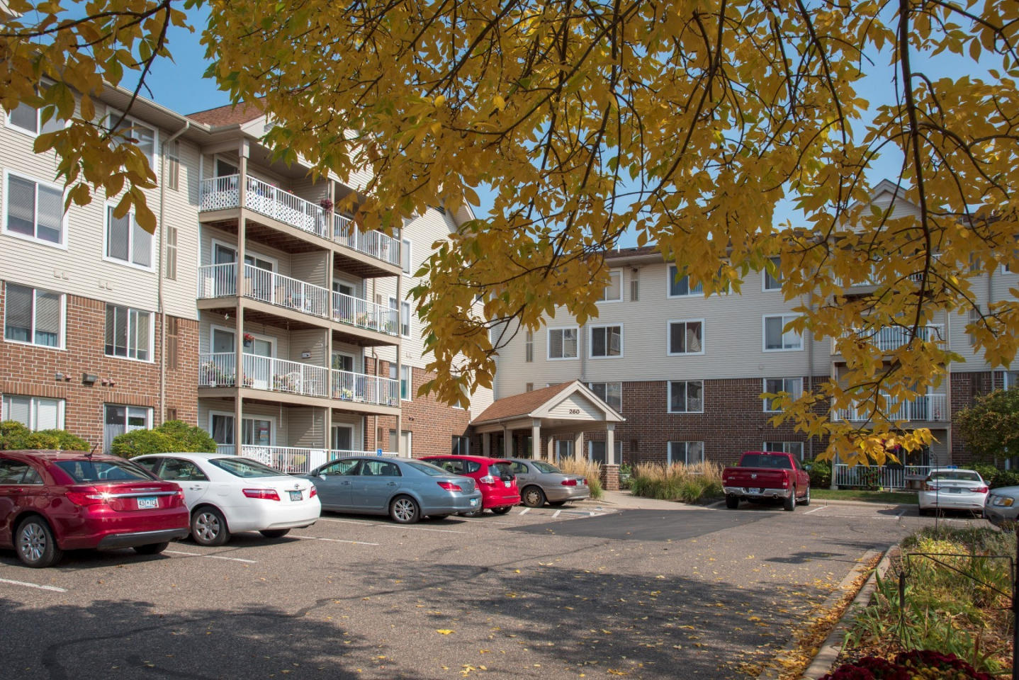 Osceola Place Apartments - 55+ Senior Living Community Image 1