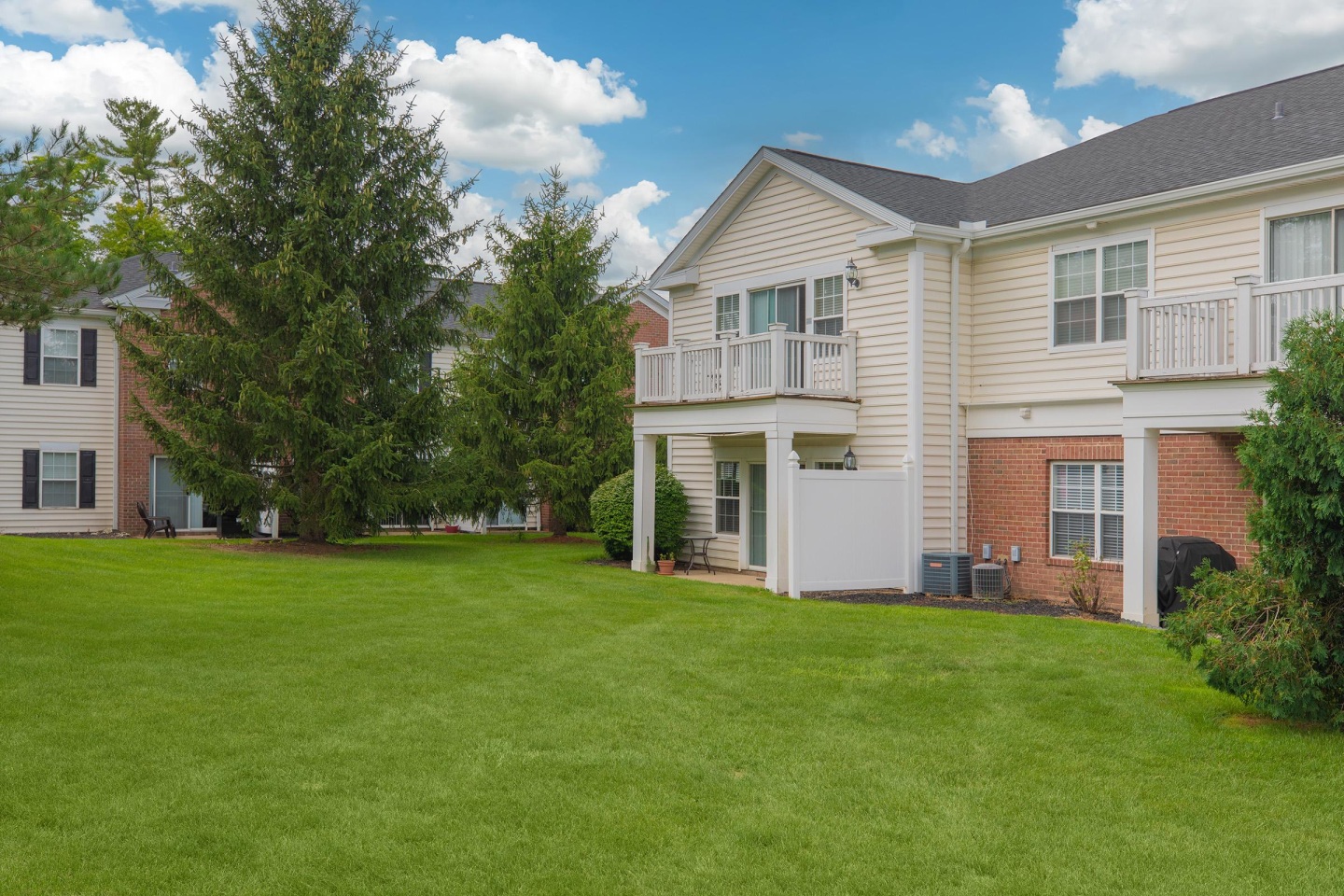 The Residence At Barrington Apartments Image 18