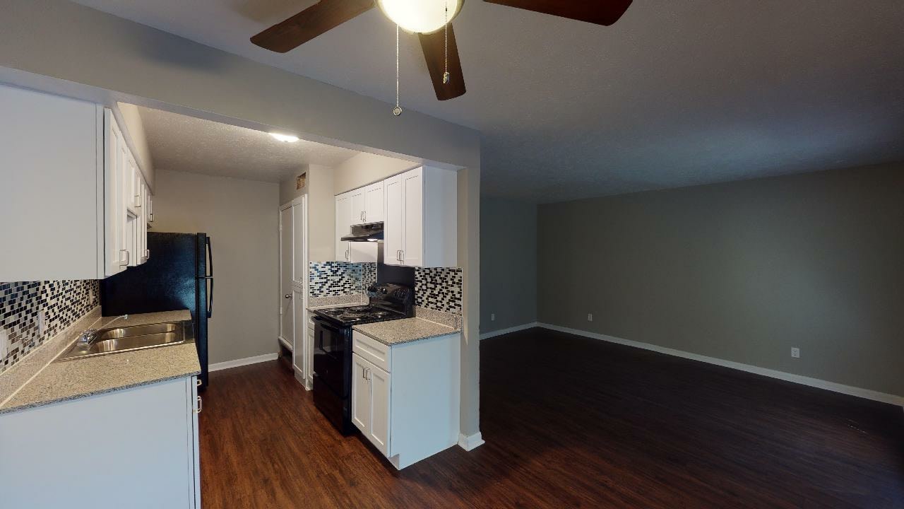 Belleview Apartments Image 20