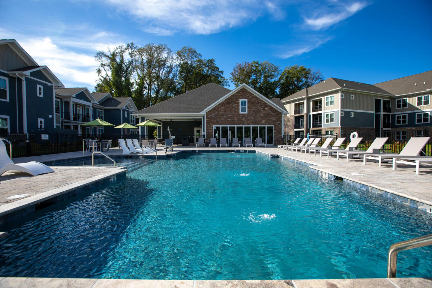 Lake Taylor Pointe Image 1