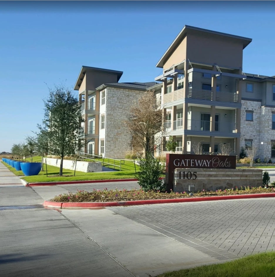 Gateway Oaks Apartments Image 23