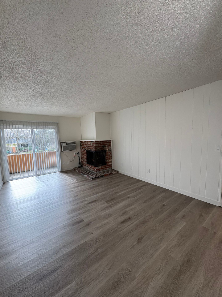 Willow Wood Apartments Image 7