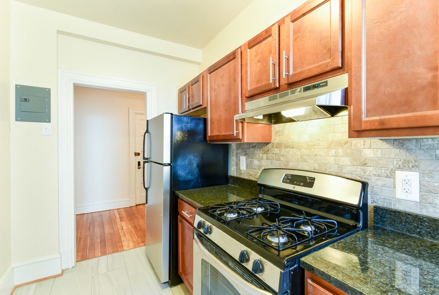 2701 Connecticut Ave Image 2