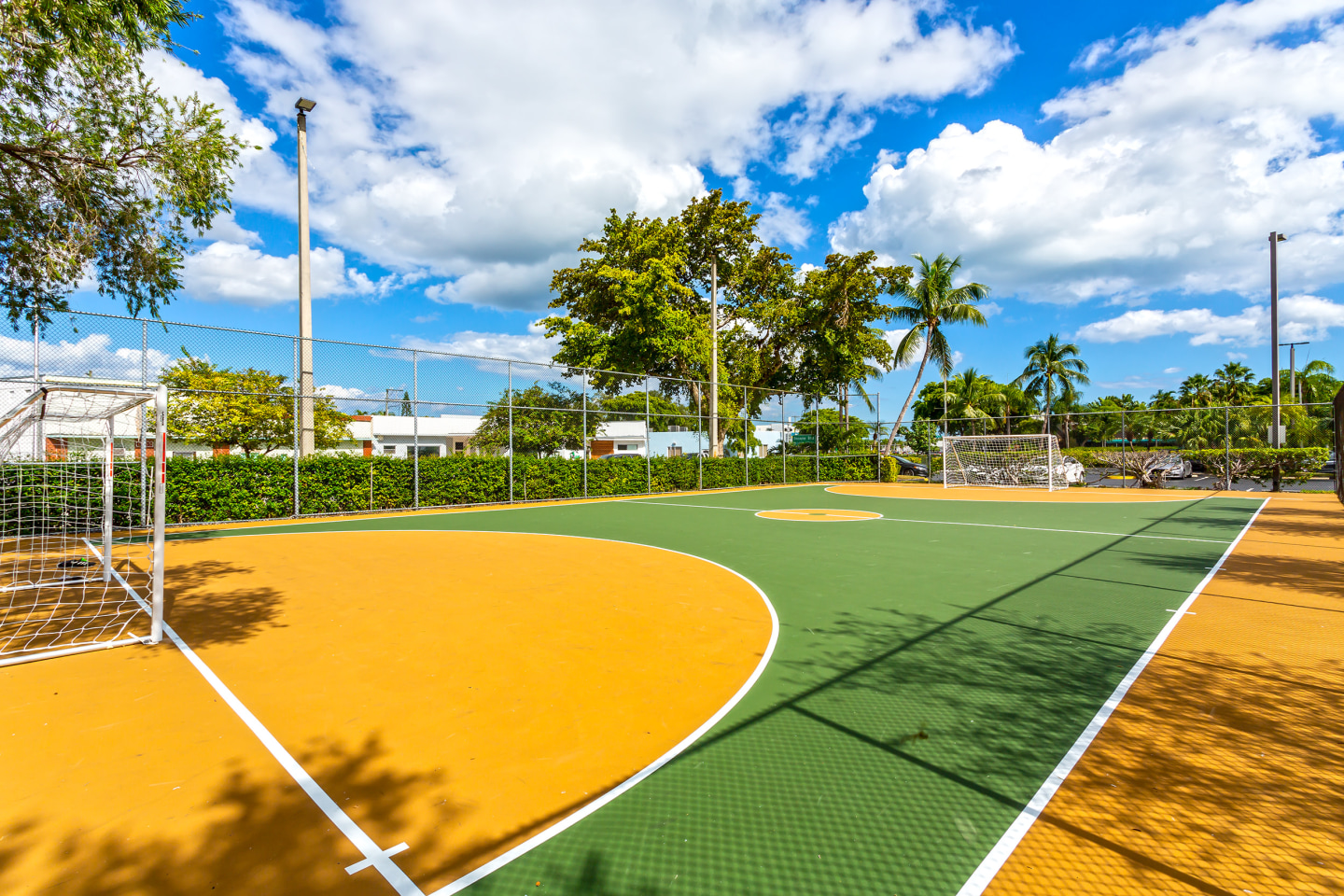 Watermarke at Biscayne Apartment Homes Image 1