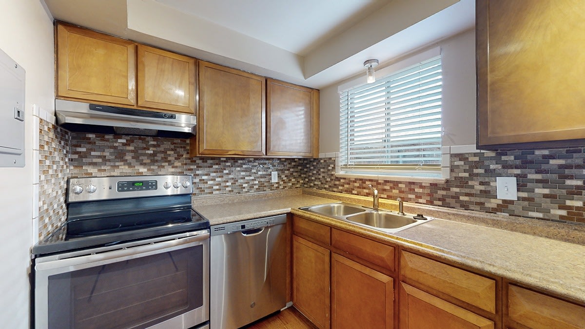 Applewood Gables Townhomes Image 21