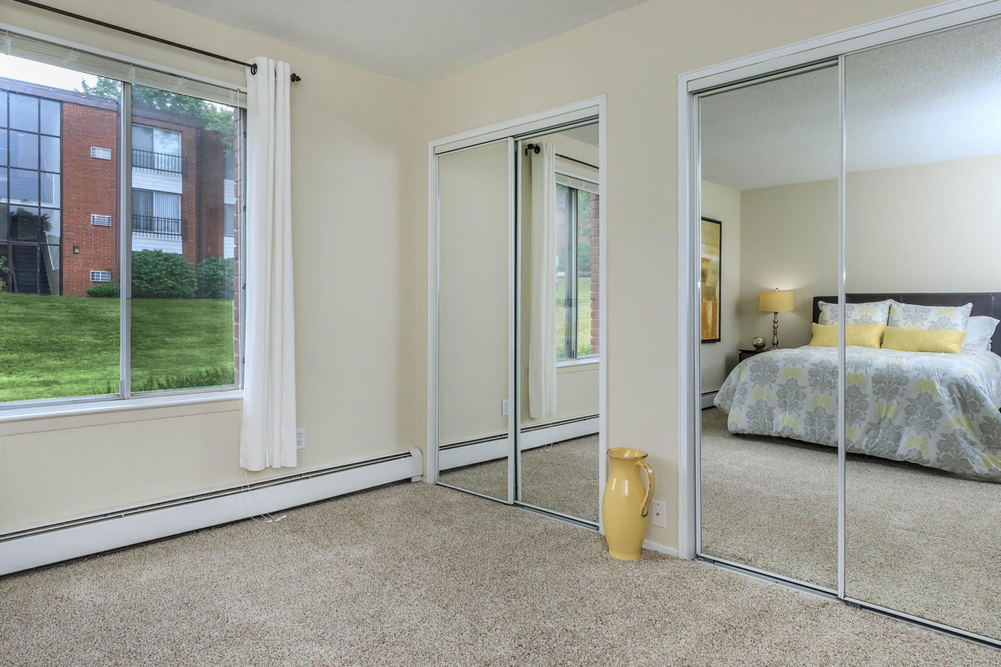 Forest Park Apartments Image 7