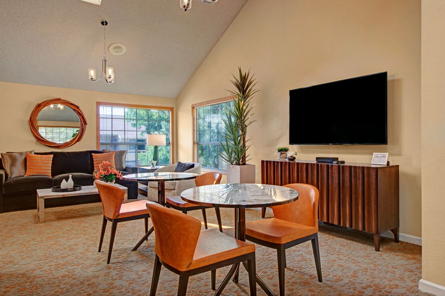 Grand View Apartment Homes Image 9