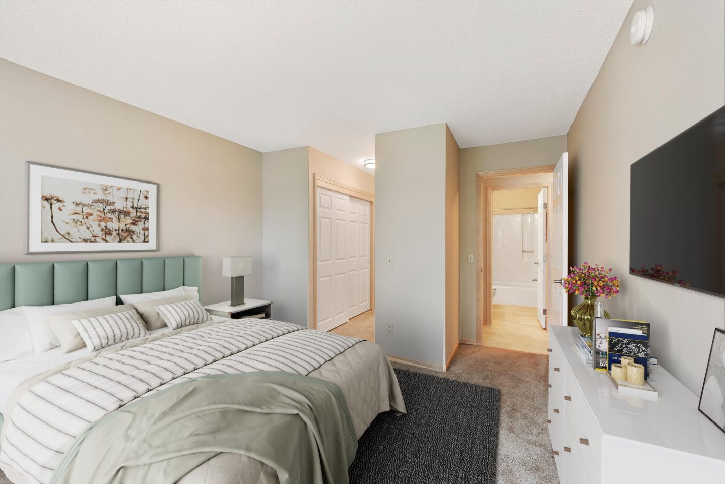 Forest Place Apartments Image 11