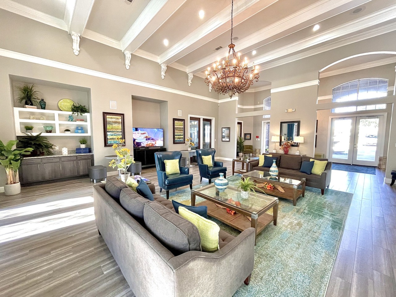 Abbey Barker Cypress Image 19