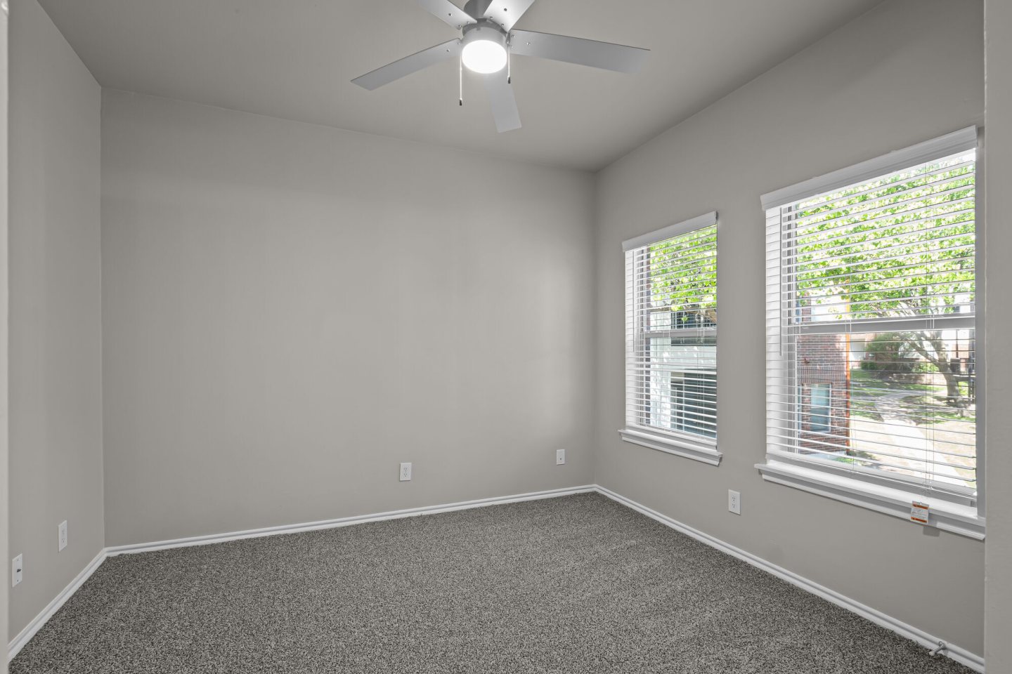 Larkin Apartment Homes Image 57
