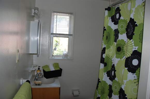 Croydon Manor Apts Image 4
