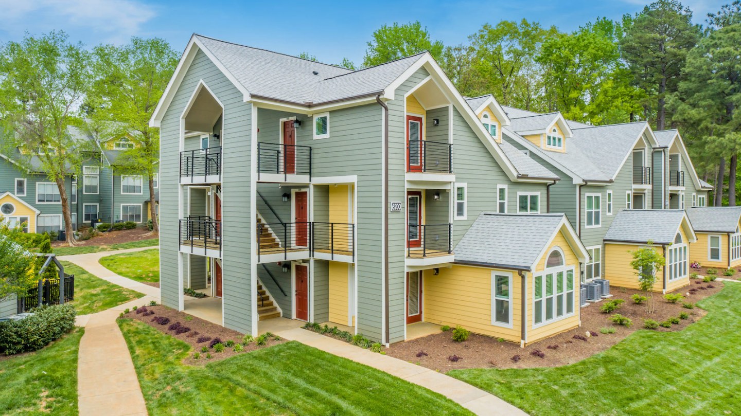 Regency Place Image 37