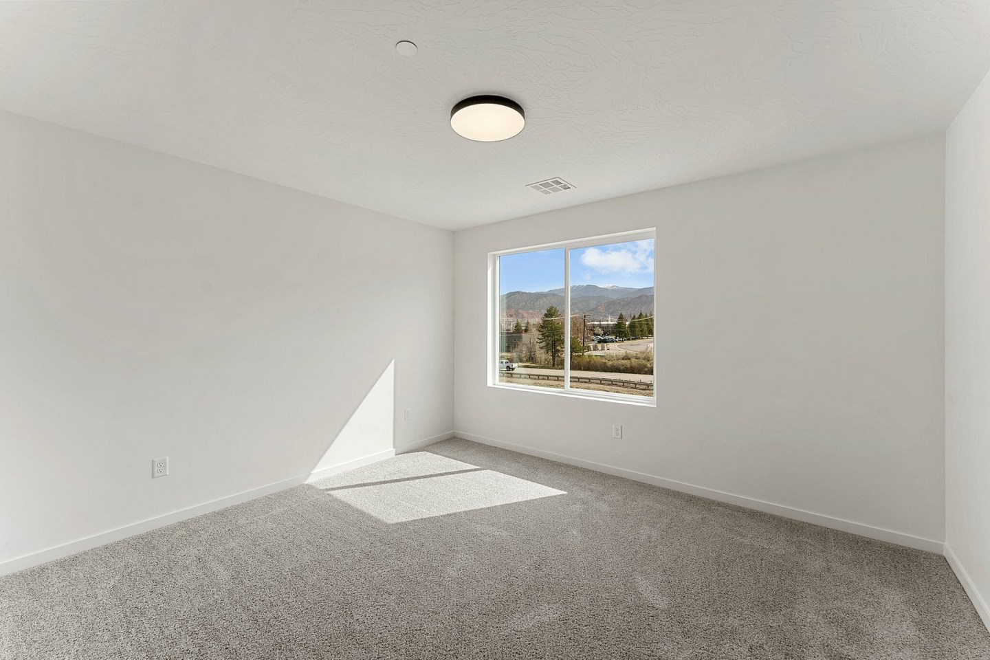 Coal Creek Townhomes Image 31