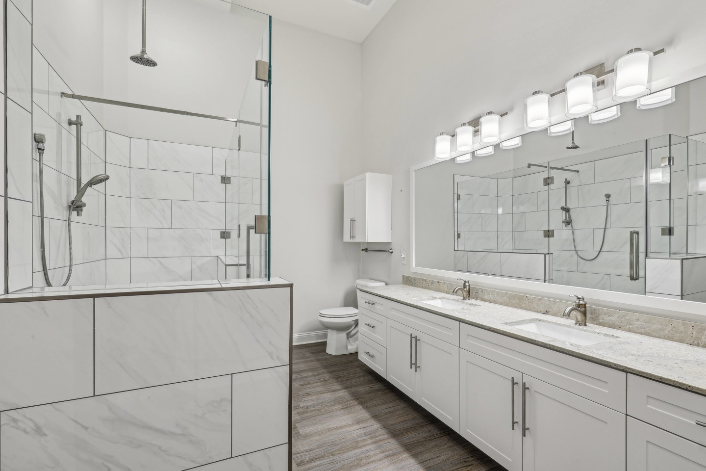 High Street View Luxury Apartments Image 25
