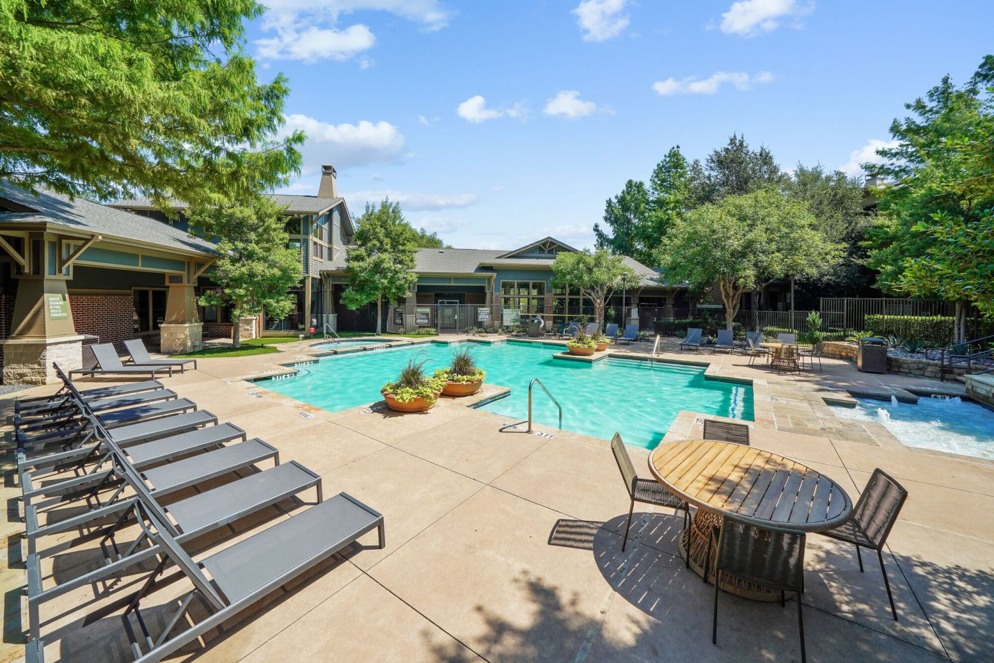 The Berkeley Luxury Apartment Homes Image 15