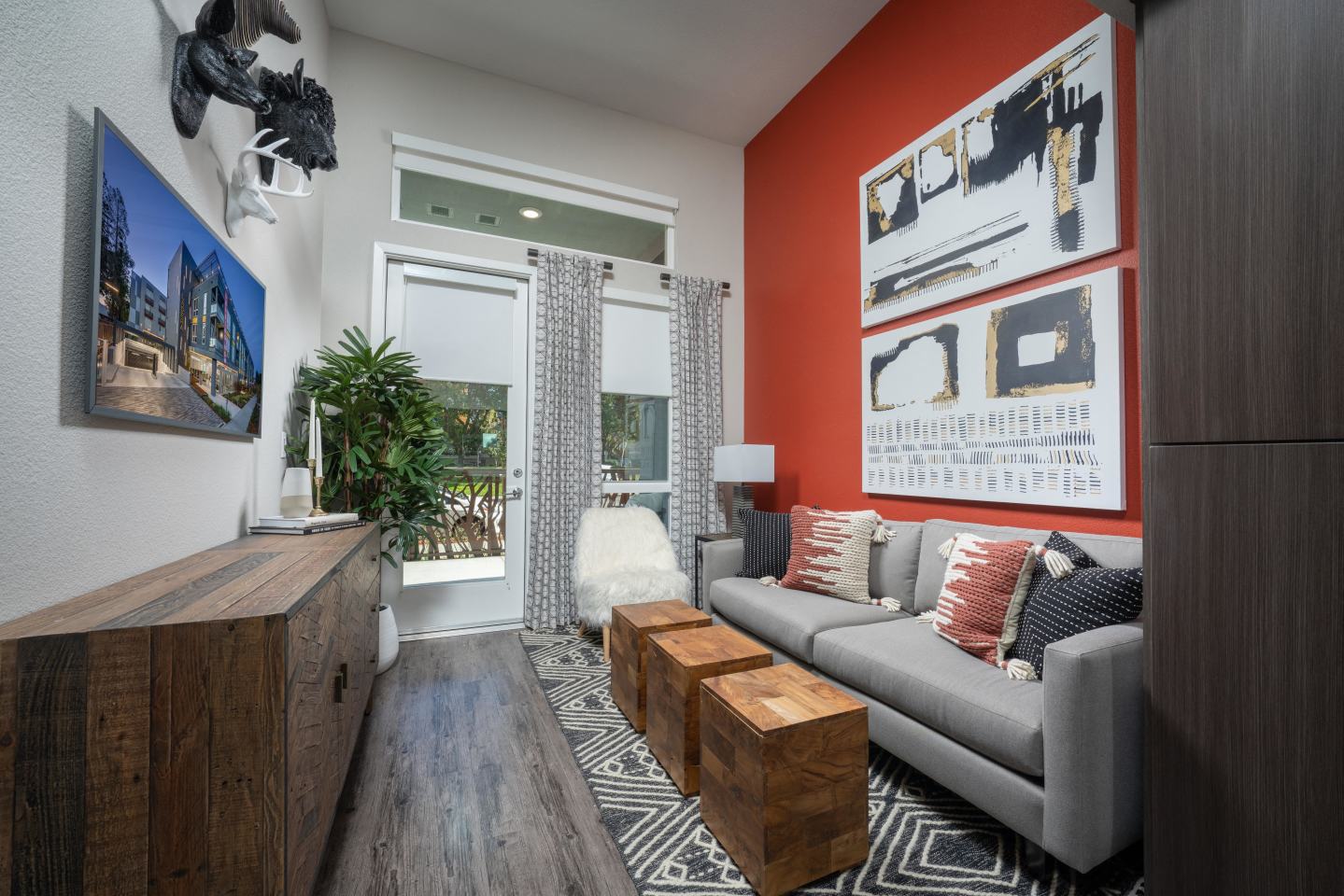 Ladera Apartments Image 3
