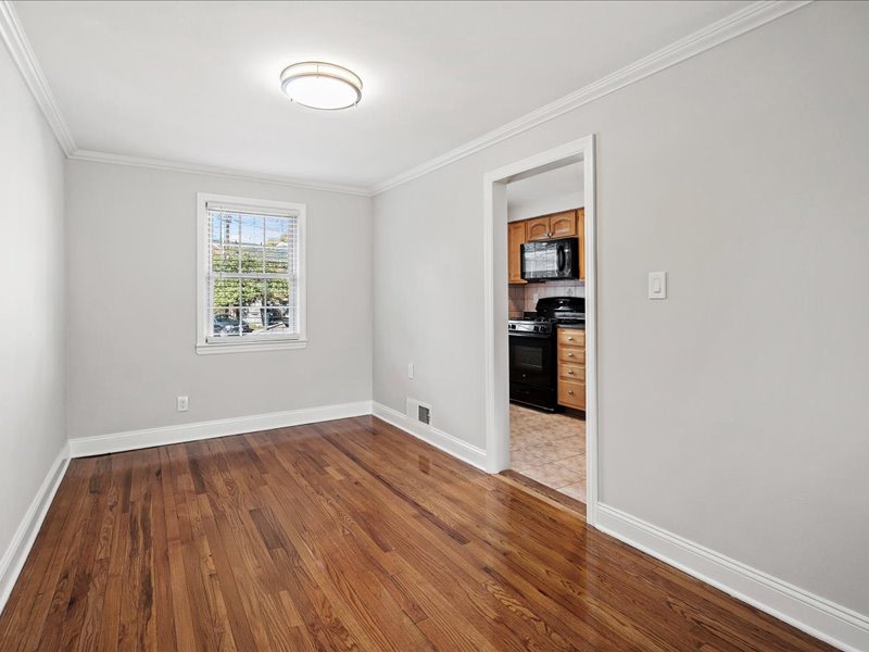 Spring Hill Apartments Image 29