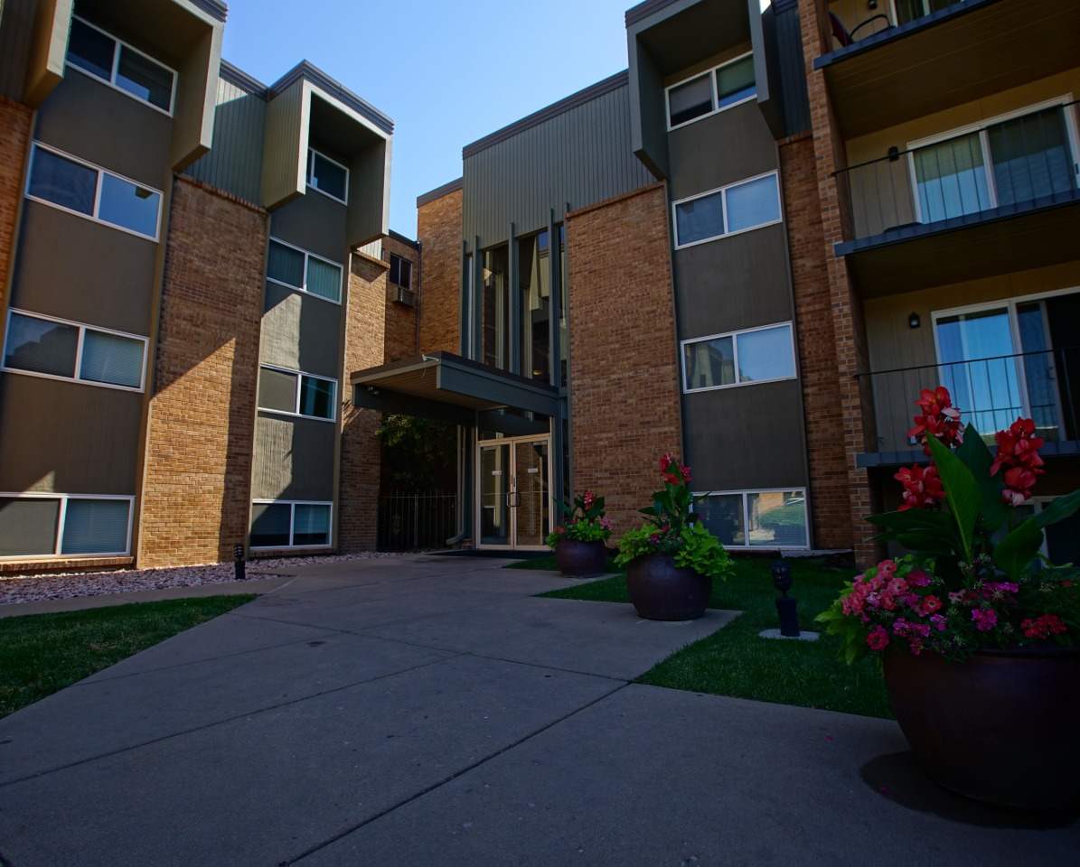 Glenlake Apartments Image 33