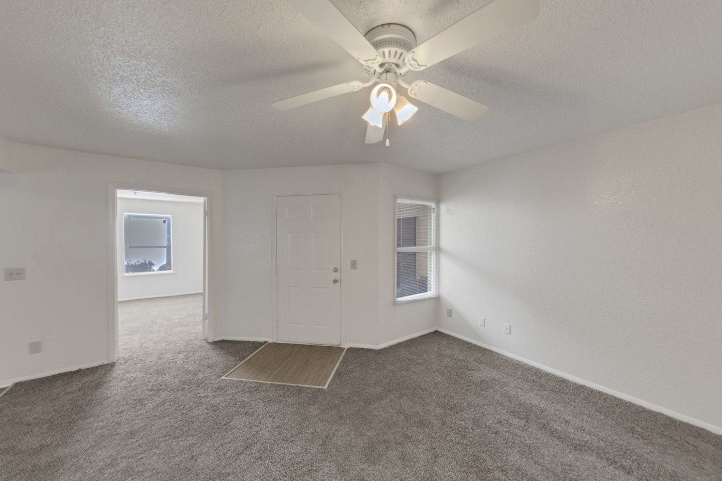 Emerald Edge Apartments - Affordable Housing Image 8
