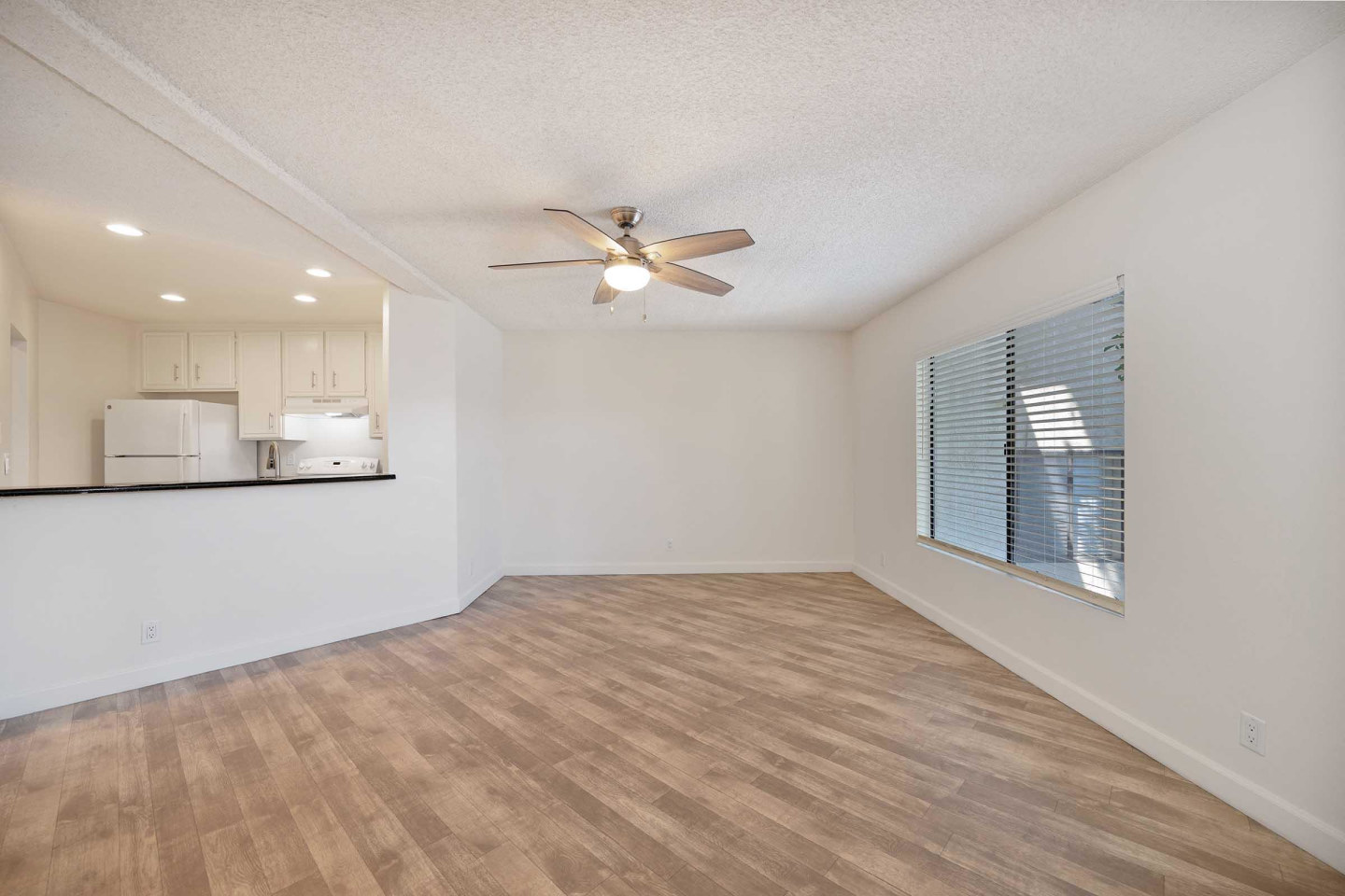 Elan Spanish Landing Carlsbad Image 12