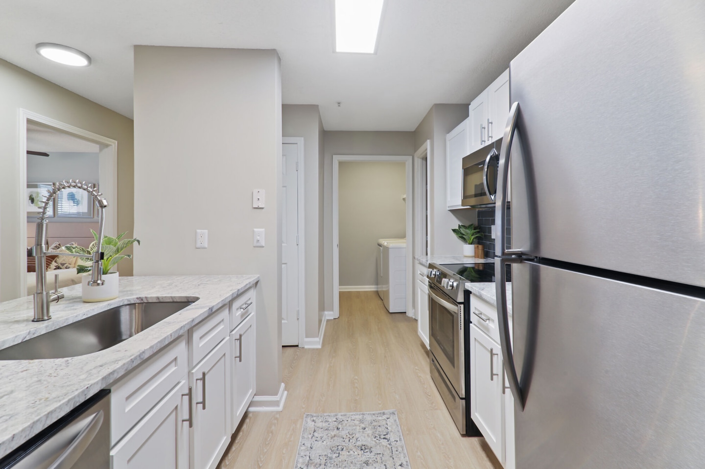 The Waterford Apartments Image 25