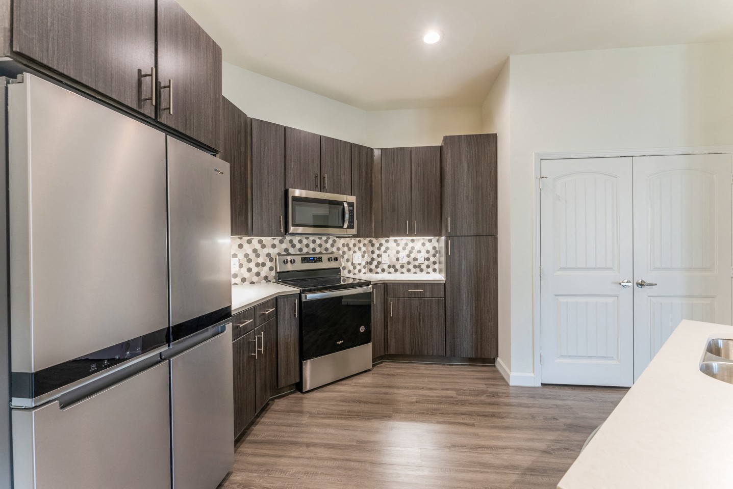 The Residences at 3000 Bardin Image 34
