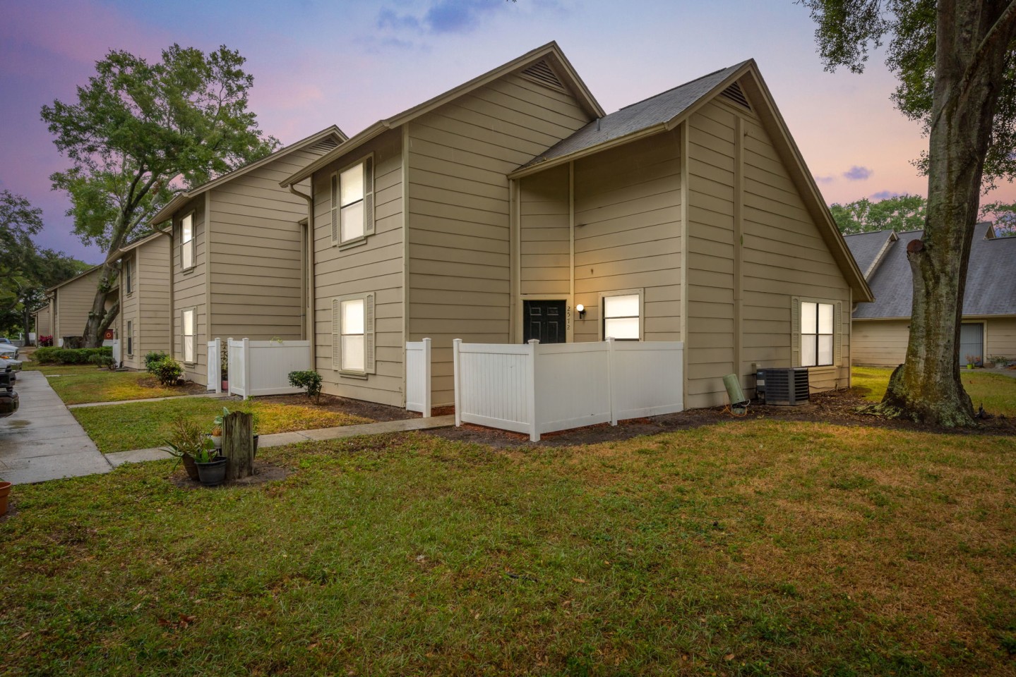Diamond Oaks Villas Image 1