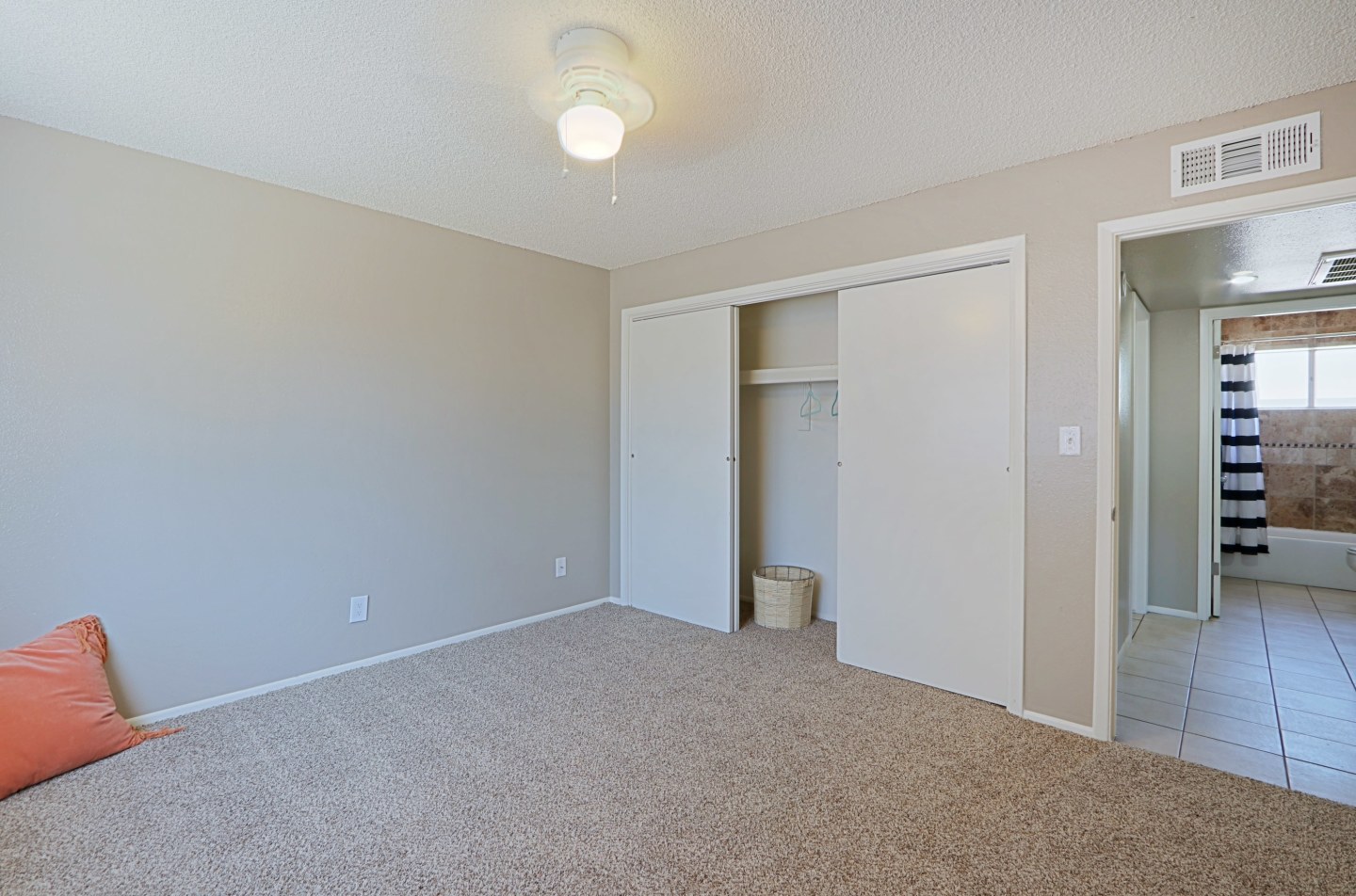 Villas on 28th Image 7