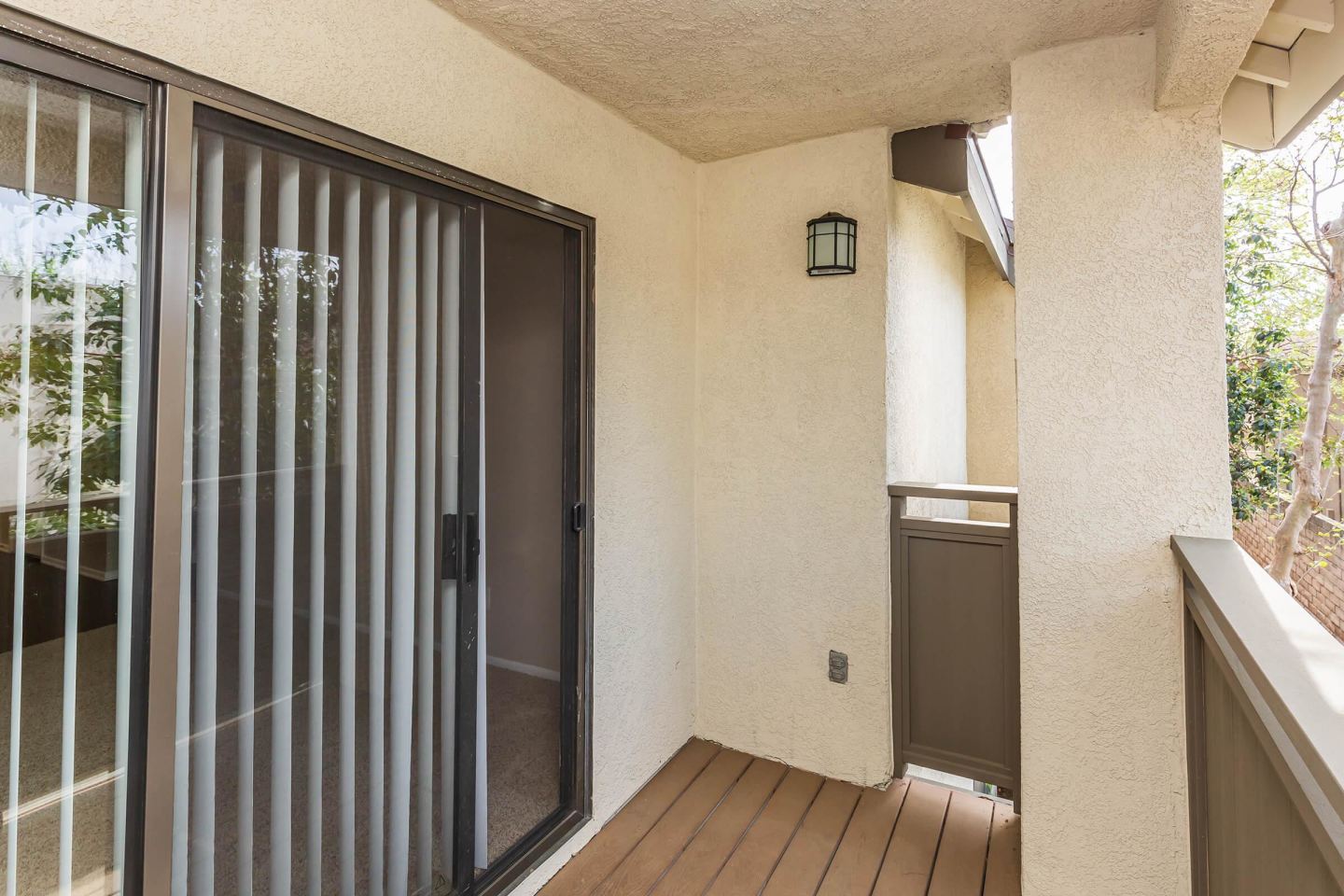 Oak Tree Court Image 28