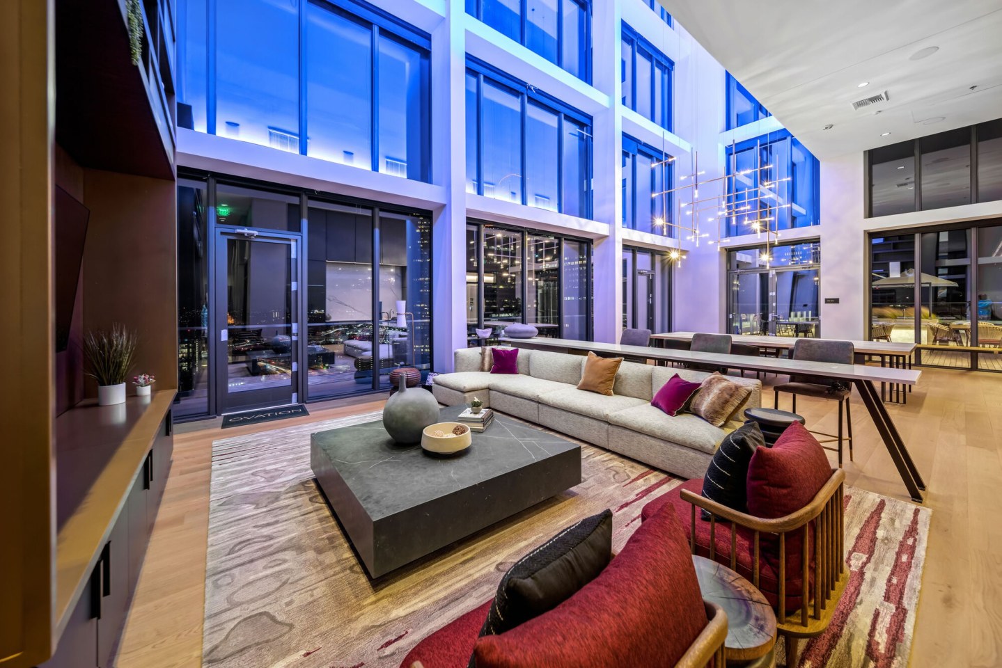 Ovation Image 72