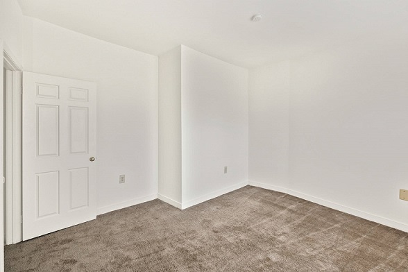 Guilford Manor Image 6