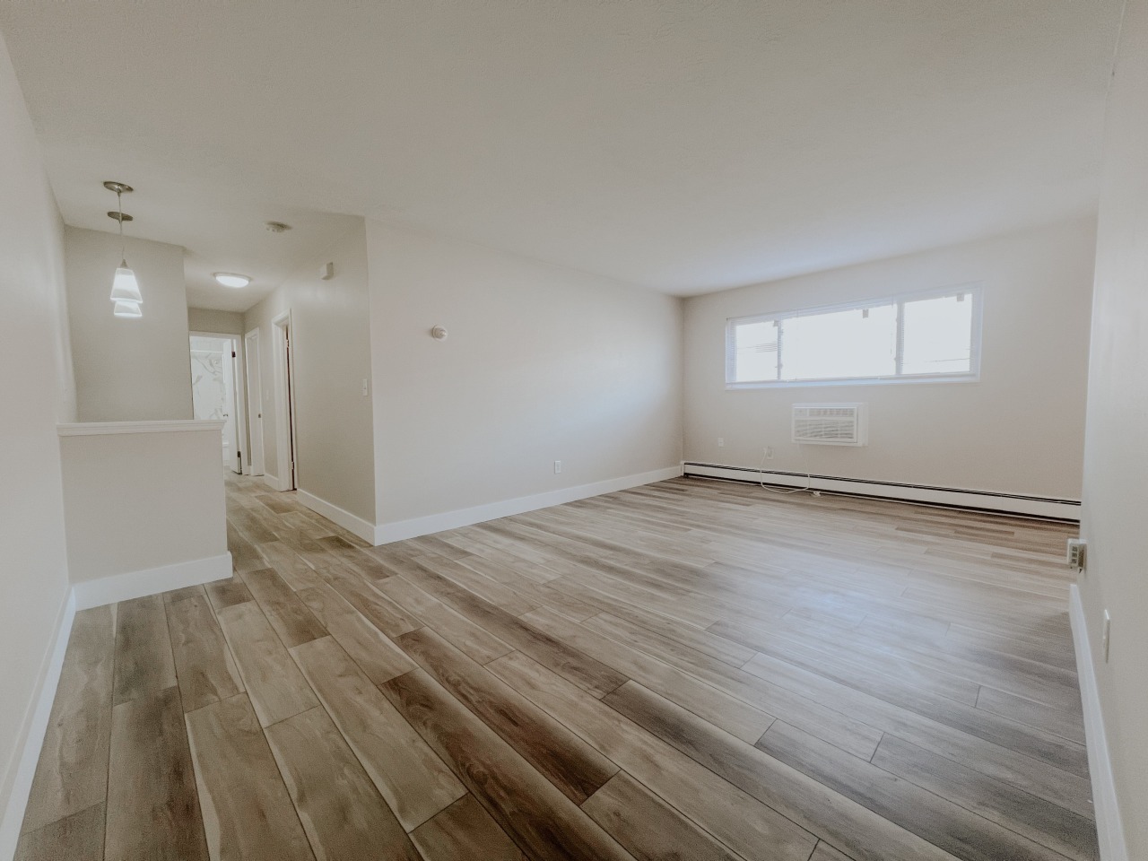 Emerald Village Apartments Image 5