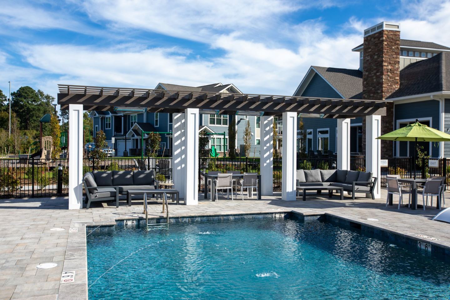 Lake Taylor Pointe Image 38
