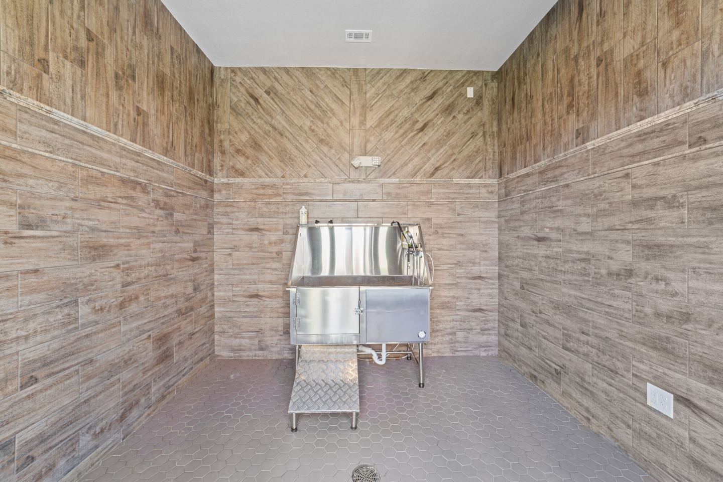 Brook Hollow Image 29