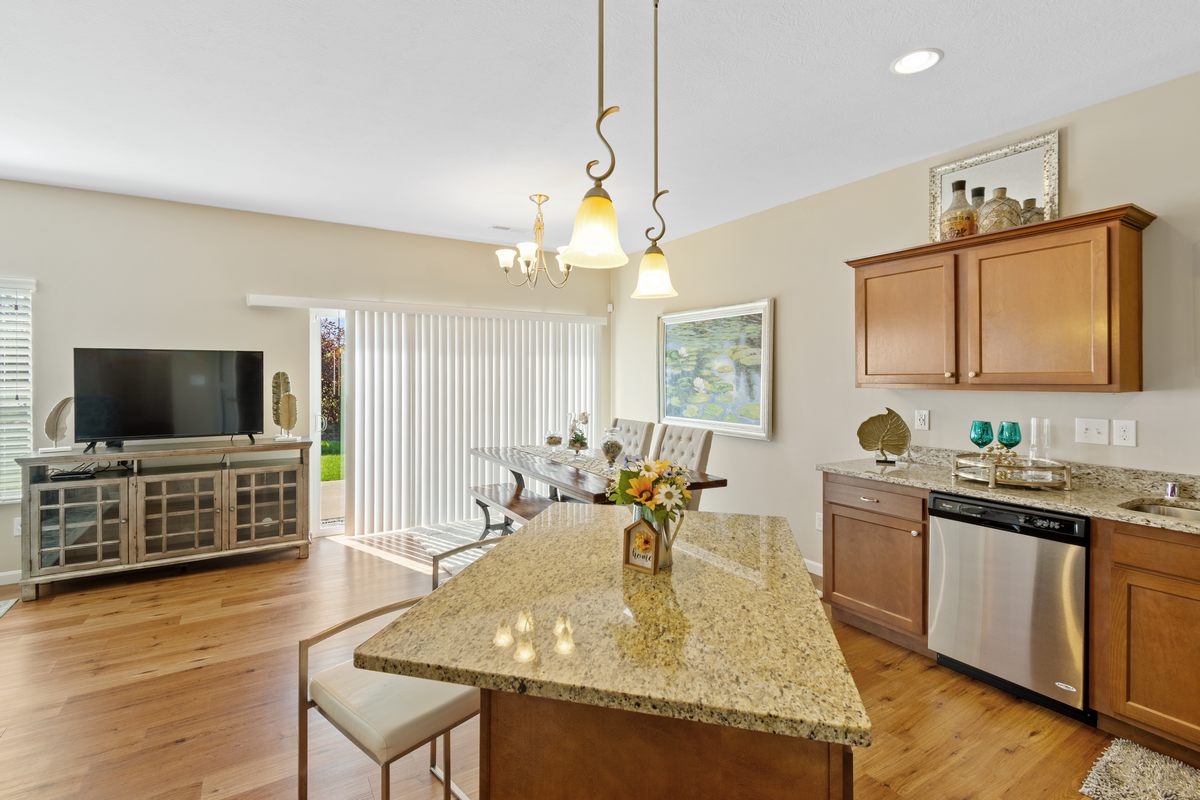 The Villages of Independence Townhomes Image 3