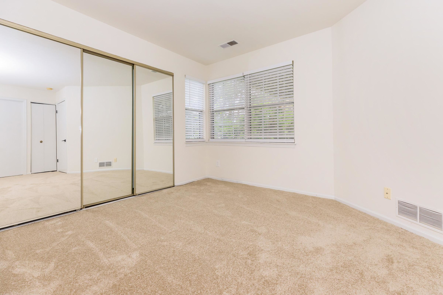 Plum Tree Apartments Image 47