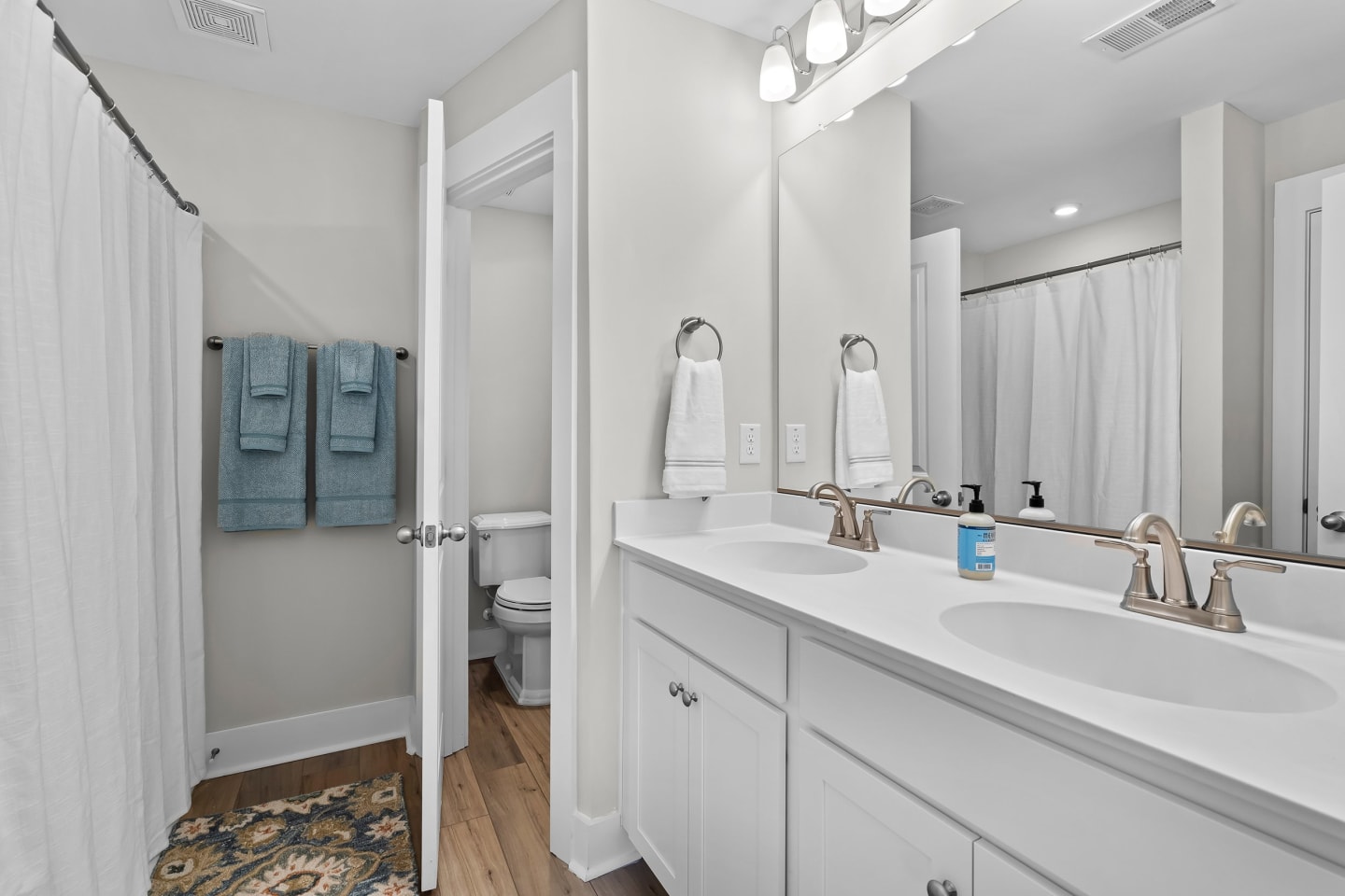 Chamberlain Pine Townhomes Image 30