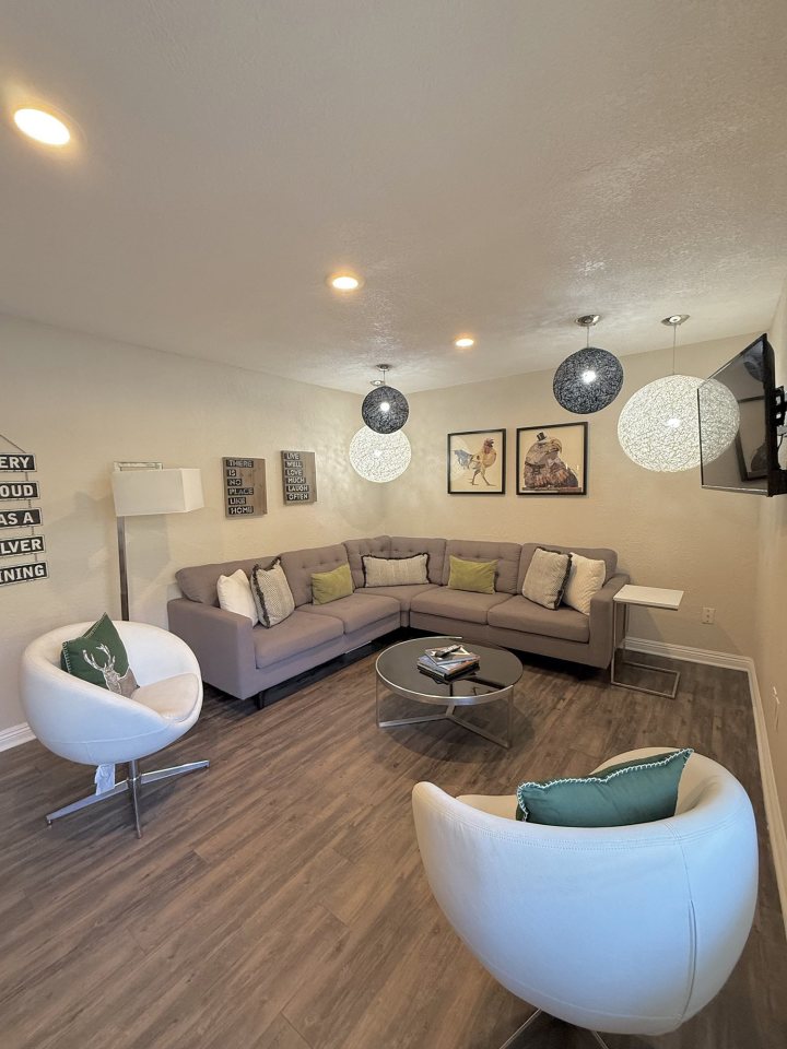 Dwell Apartment Homes Image 15
