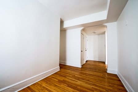 6933 S Indiana Image 3