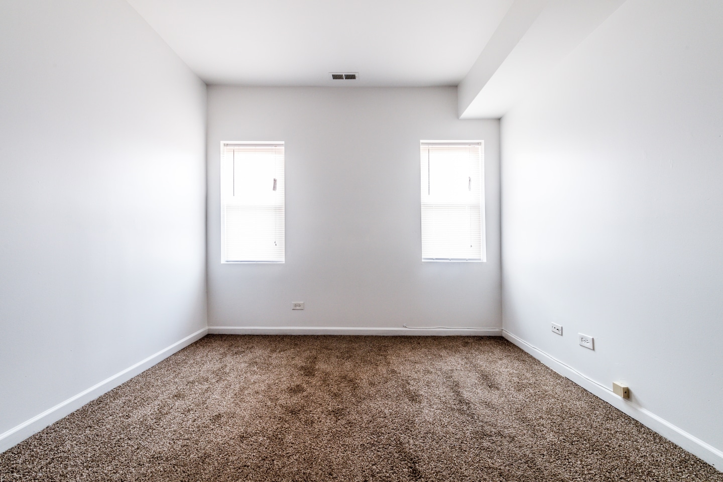 447 N Austin Image 10