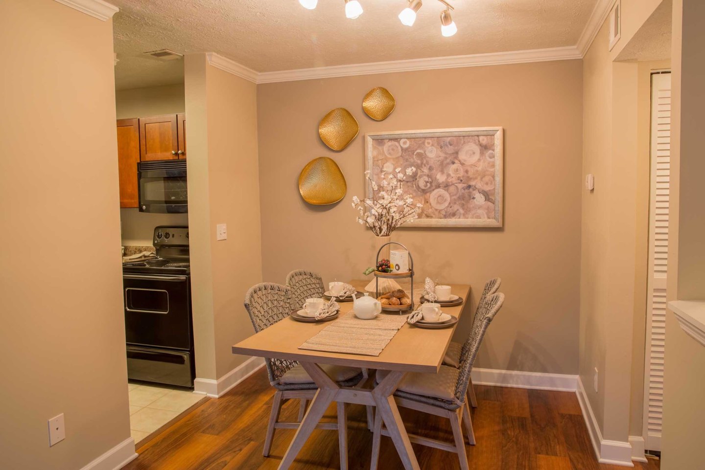 The Residences at Vining Mountain Image 6