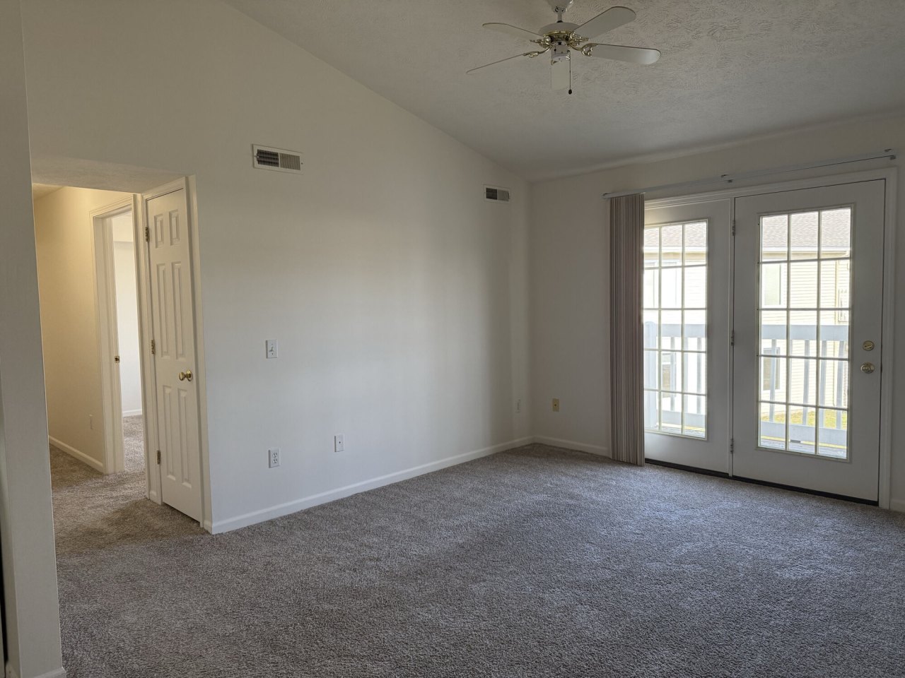 Hamptons of Norton Shores Image 9