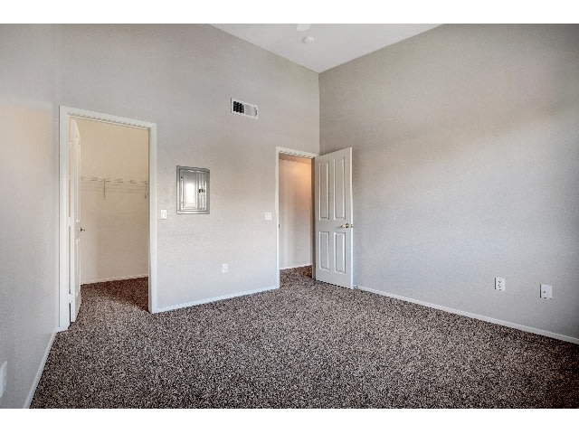 Tierra Villas at Lone Mountain Image 13
