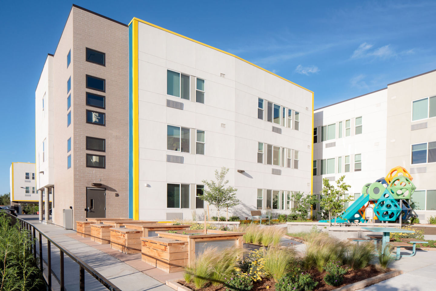 Avenida del Sol - Affordable Housing Image 27