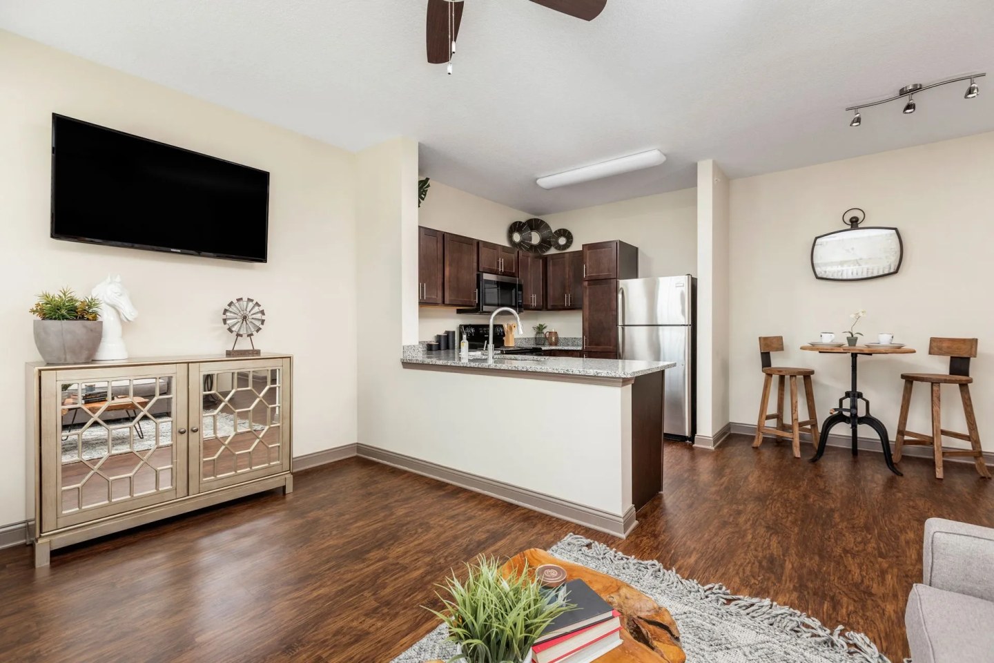 Overture Flats Image 9