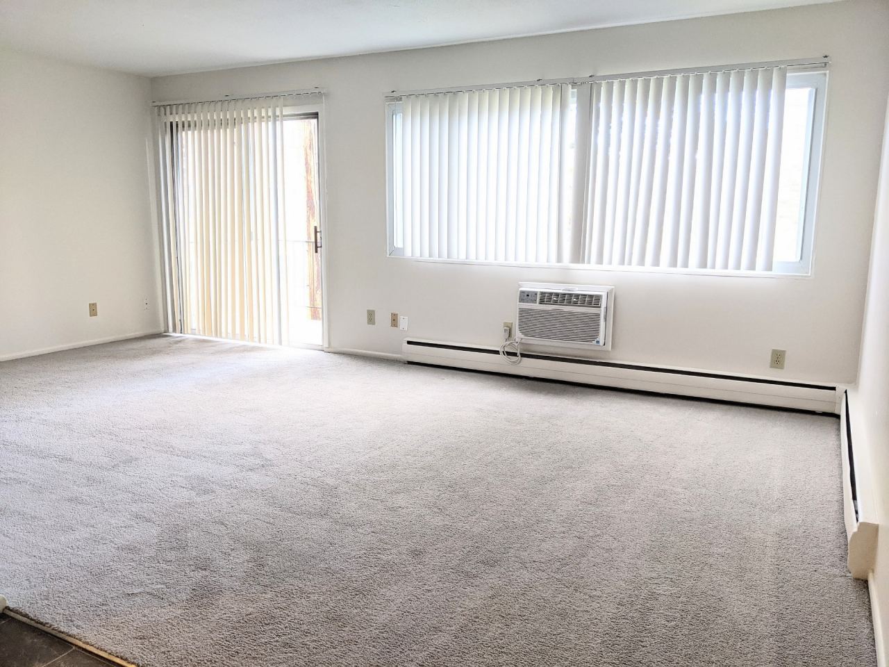 Seasons Park Apartments Image 5