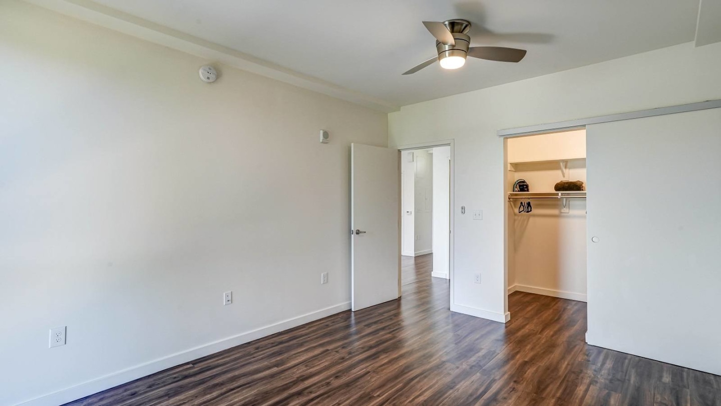 4801 Shattuck Image 32