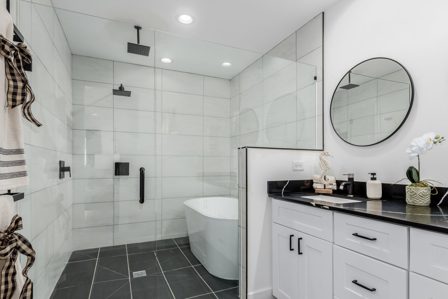 CJ Luxury Townhomes Image 35