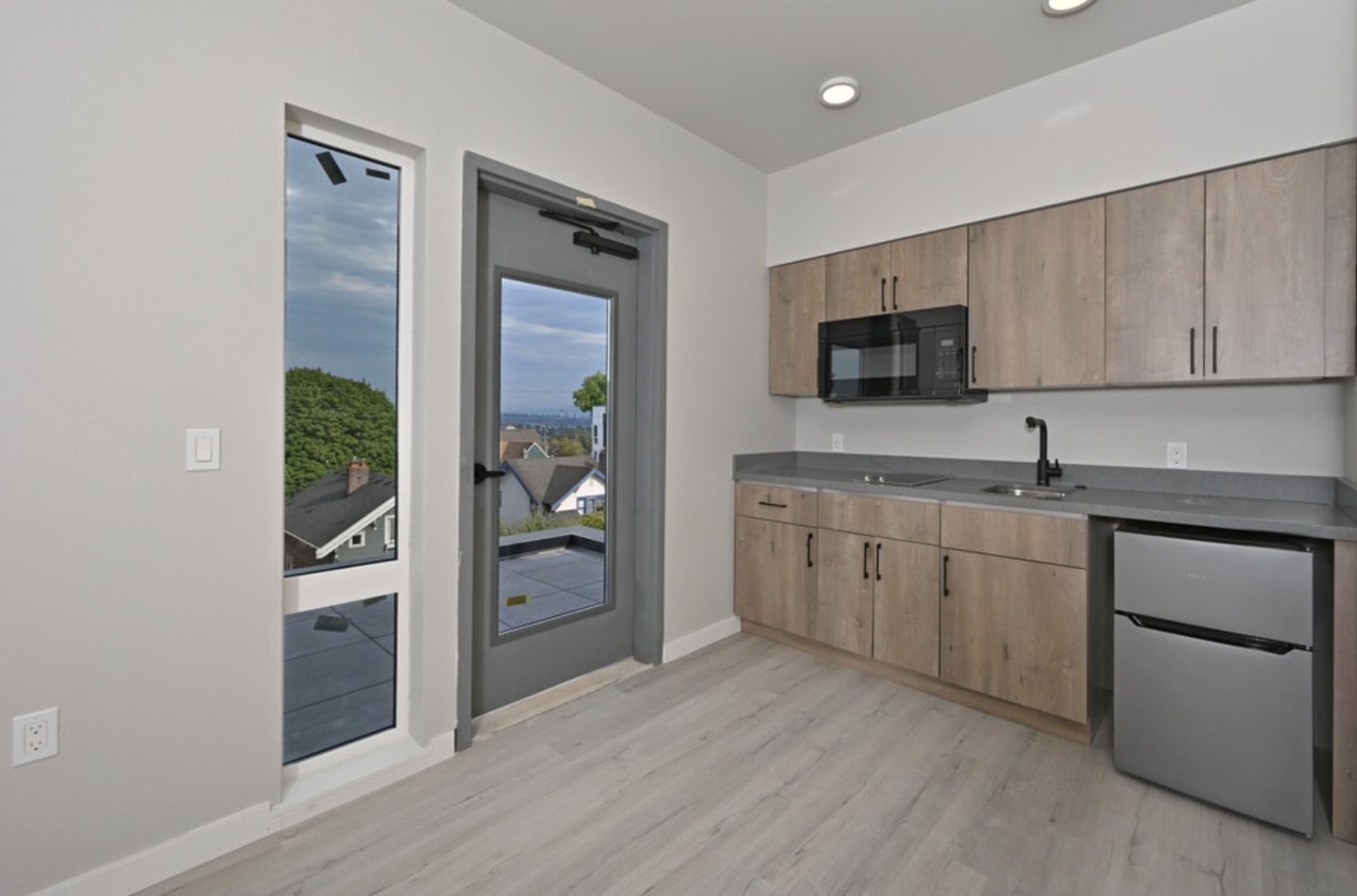 Clara Apartments - Student Housing Image 35