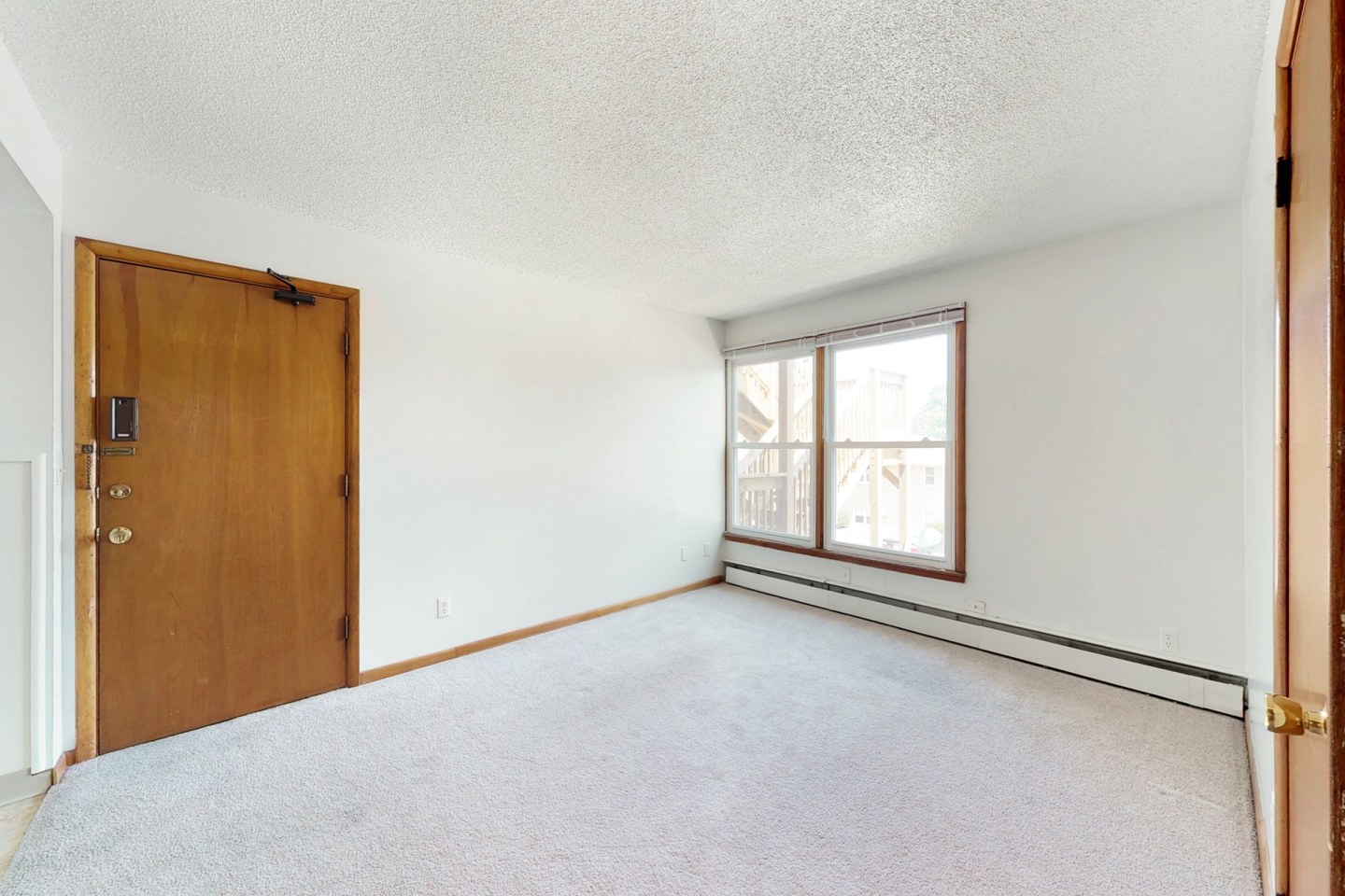 Plaza Manor Image 27